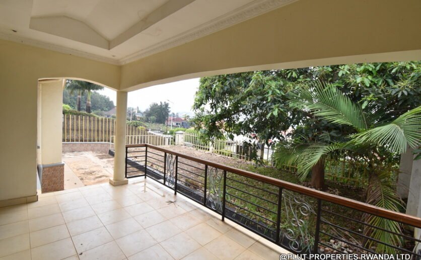 House for sale in Gacuriro 