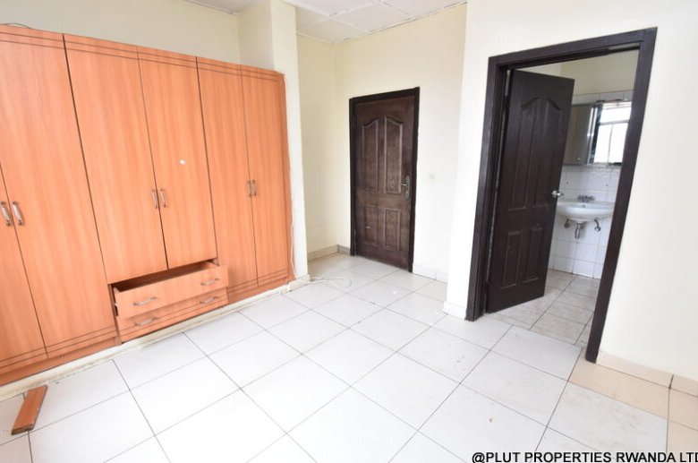 House for sale in Gacuriro 