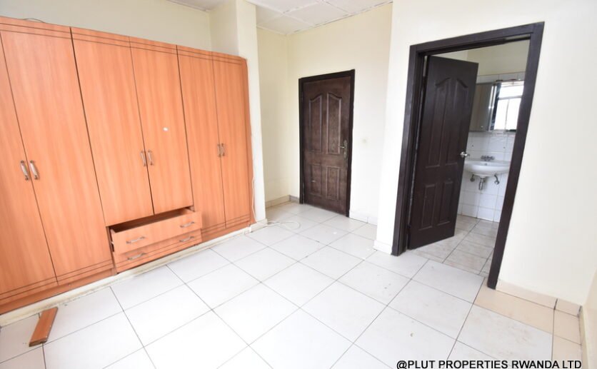 House for sale in Gacuriro 