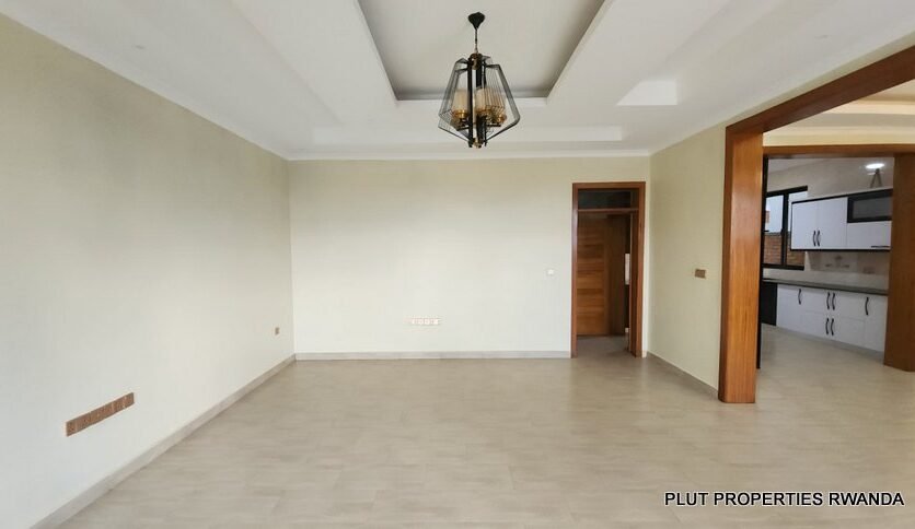 House for sale in Gisozi.