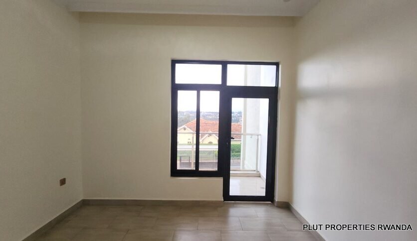 House for sale in Gisozi.