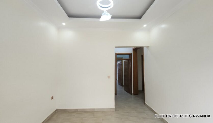 House for sale in Gisozi.