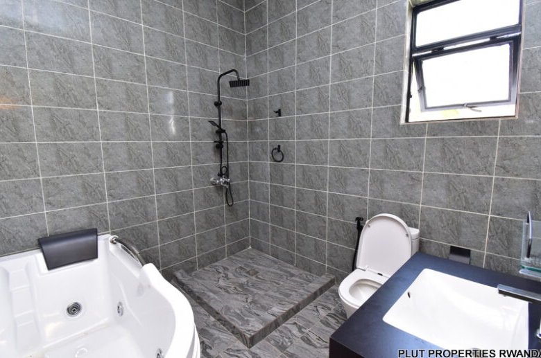 House for Sale in Kibagabaga 