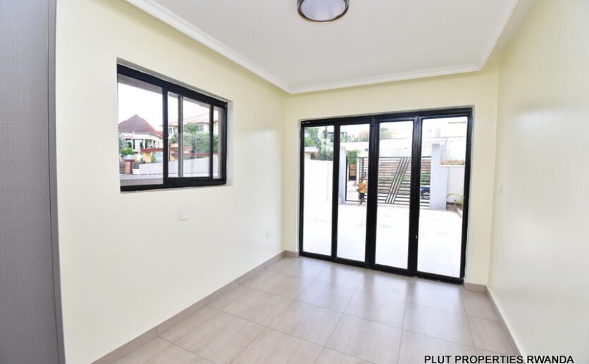 House-for-sale-in-Kibagabaga-plut-properties-4-836×517 House for Sale in Kibagabaga