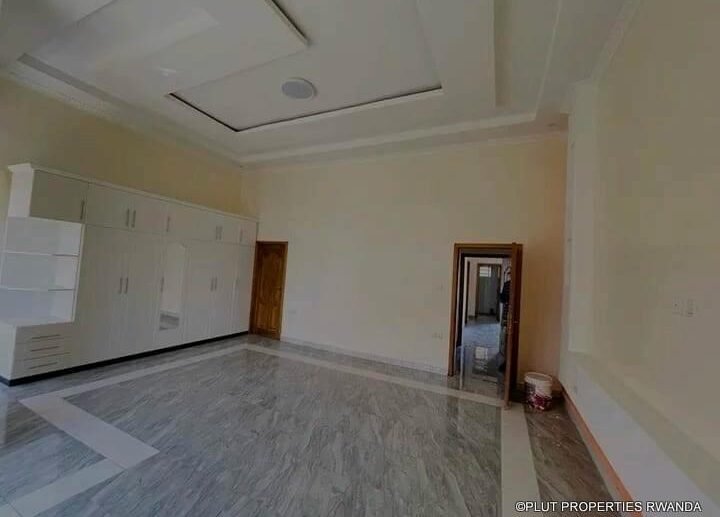 House for sale in Kicukiro Niboye. 