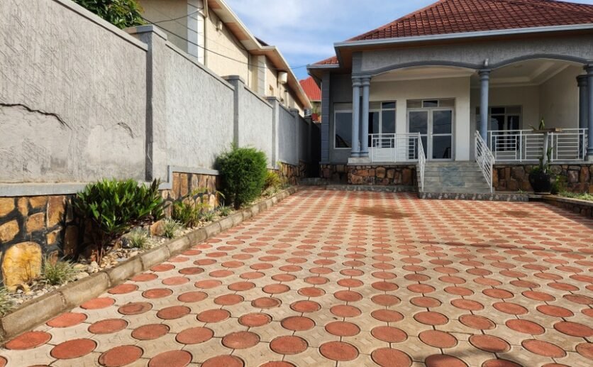 House-for-sale-in-Kimironko-plut-properties-18-836×517 House for sale in Kimironko