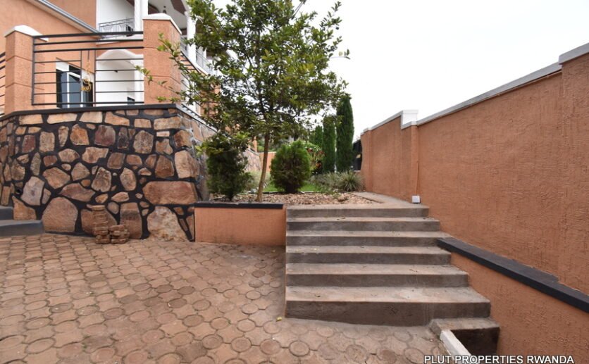 House for sale in Rebero
