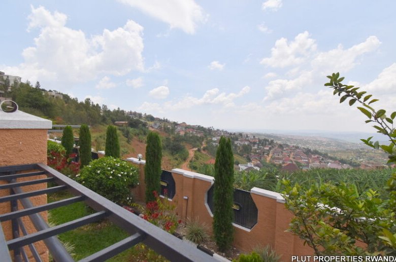 House for sale in Rebero