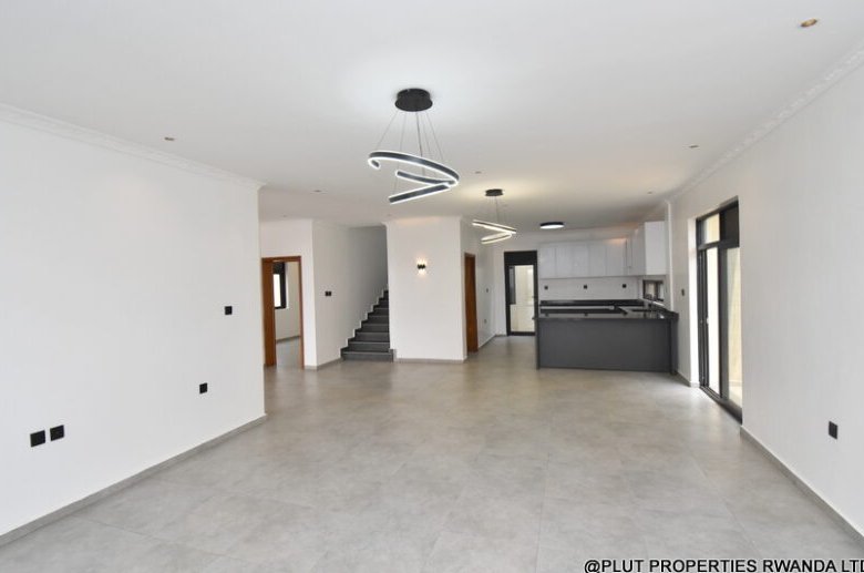 House for Sale in Rebero