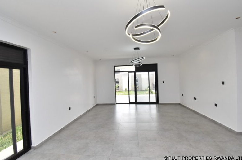 House for Sale in Rebero