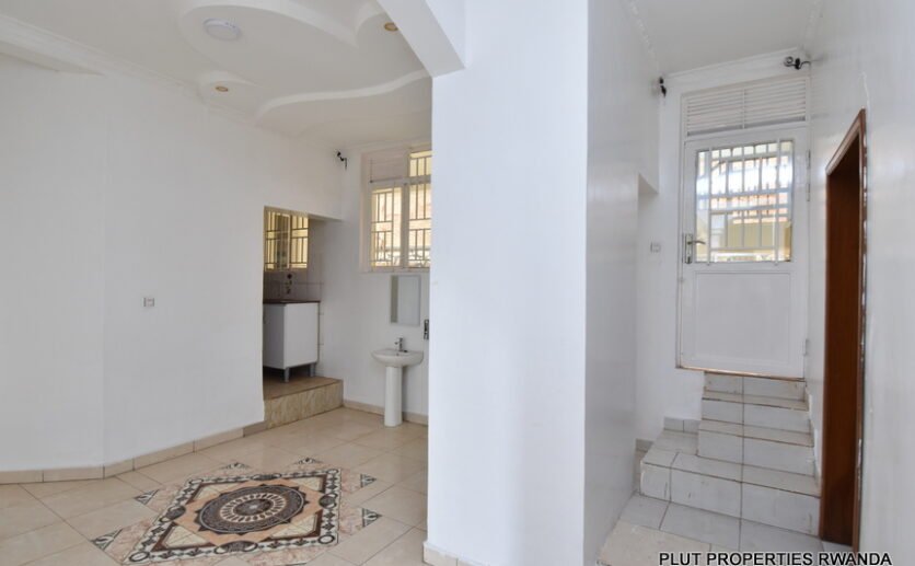 House for sale in Rebero