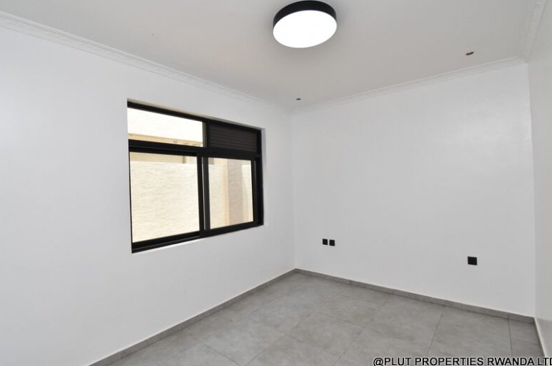 House for Sale in Rebero