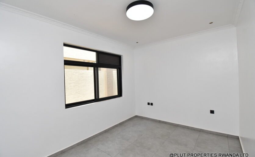 House-for-sale-in-Rebero-plut-properties-4-836×517 House for Sale in Rebero