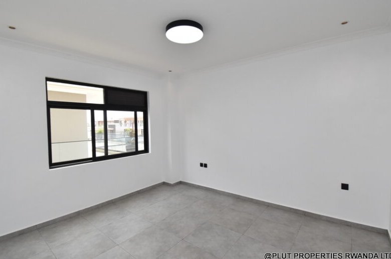 House for Sale in Rebero