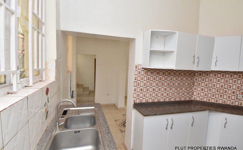 House for sale in Rebero