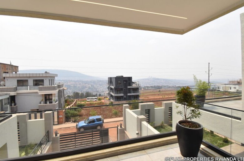 House for Sale in Rebero