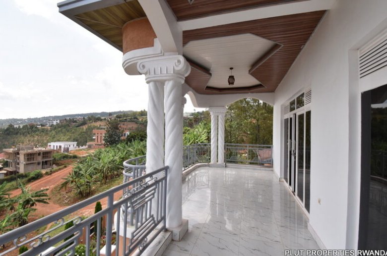 House for sale in Rebero