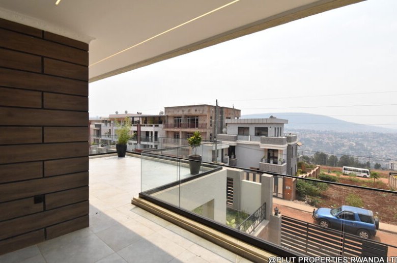 House for Sale in Rebero
