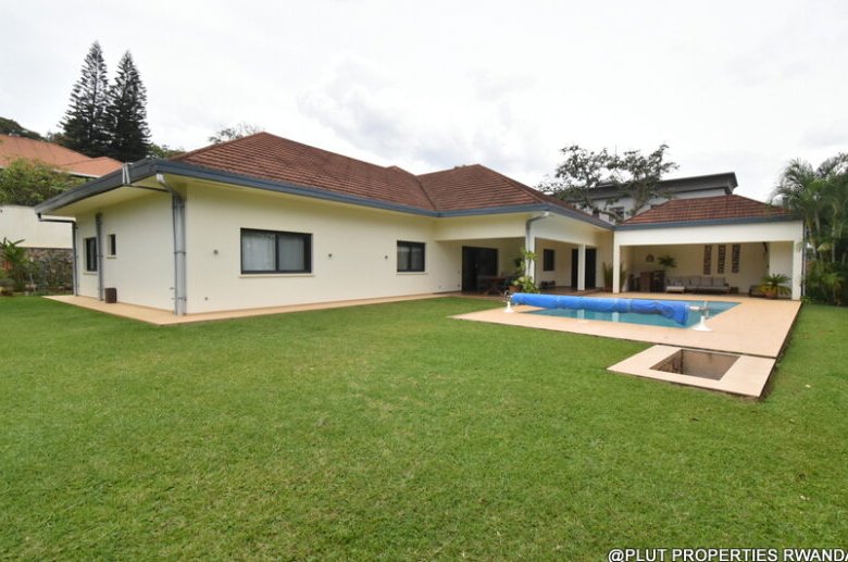 Beautiful House with pool for Sale in Kiyovu 
