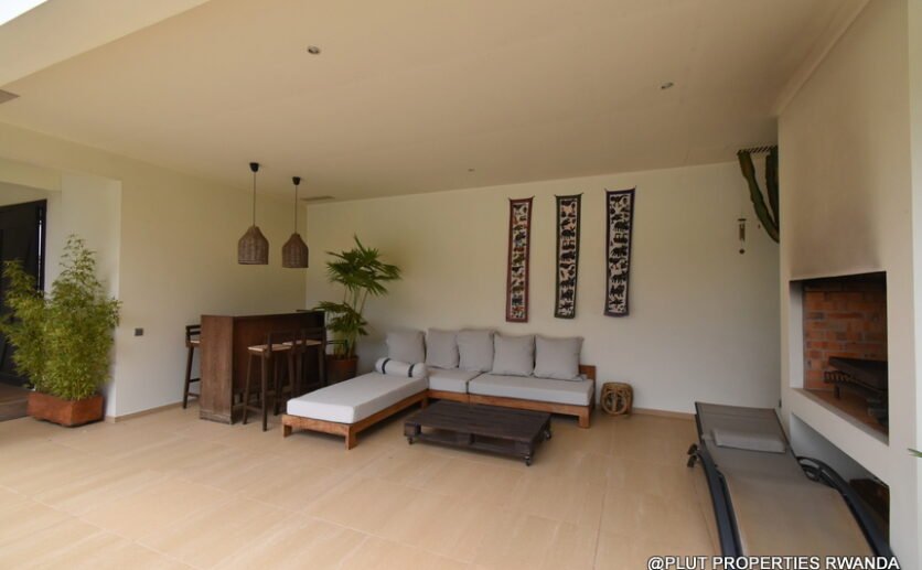 House-with-pool-for-sale-in-Kiyovu-plut-properties-18-836×517 Beautiful House with pool for Sale in Kiyovu
