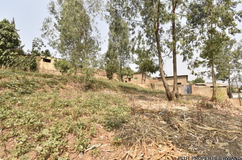 Big plot for sale in Gacuriro.