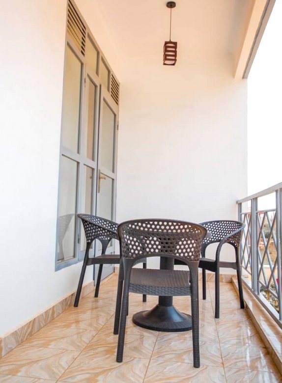 Affordable apartment for rent in Rebero