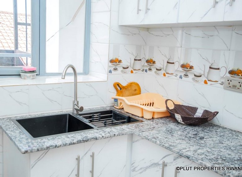 Affordable apartment for rent in Rebero