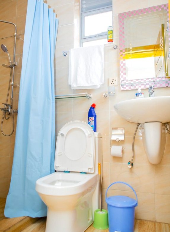Affordable apartment for rent in Rebero