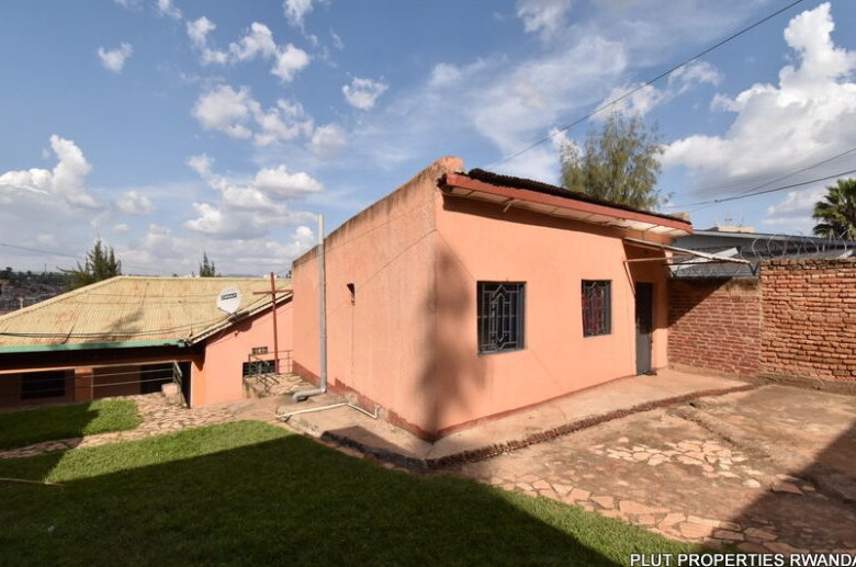 Kiyovu land for sale