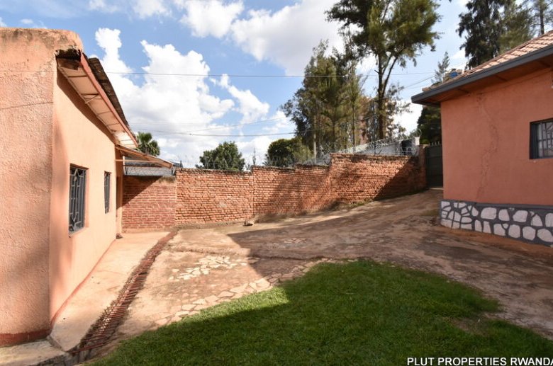 Kiyovu land for sale