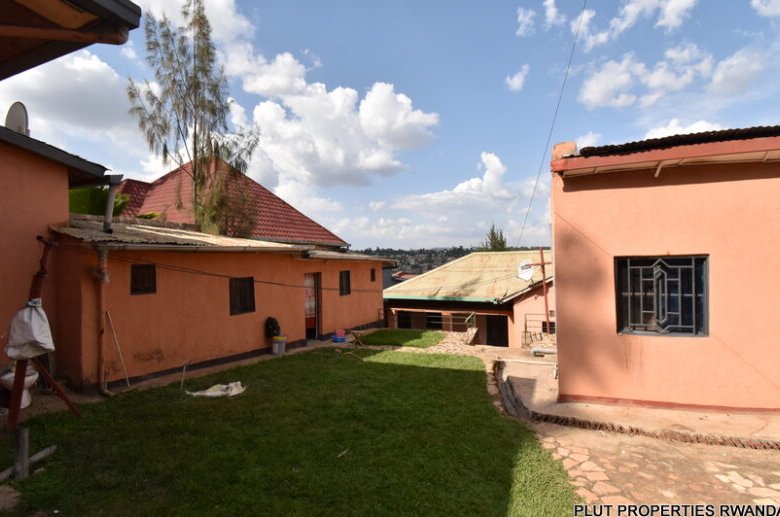 Kiyovu land for sale