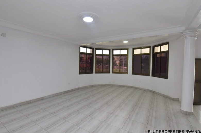 Office Space for Rent in Nyarutarama 