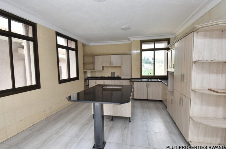 Office Space for Rent in Nyarutarama 