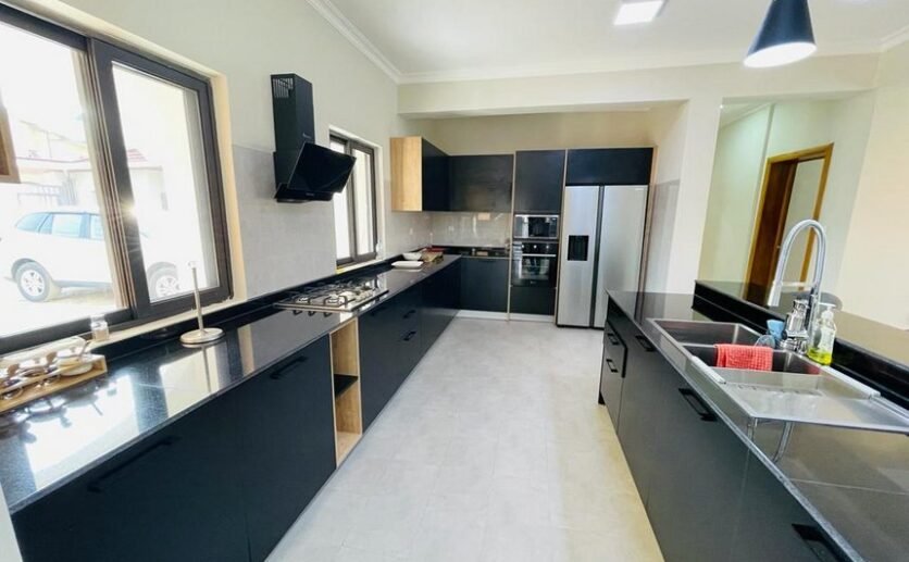 Brand new Luxury Villa for Sale in Nyarutarama 