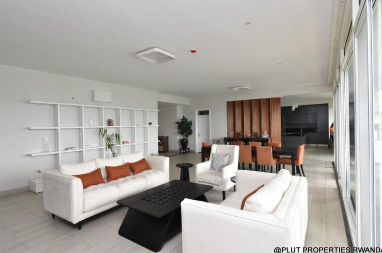 Nyarutarama penthouse for sale