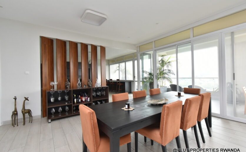 Nyarutarama-penthouse-for-sale-plut-properties-21-836×517 Nyarutarama penthouse for sale
