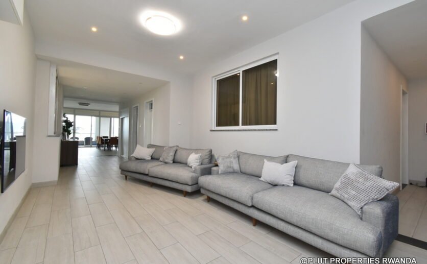 Nyarutarama-penthouse-for-sale-plut-properties-24-836×517 Nyarutarama penthouse for sale