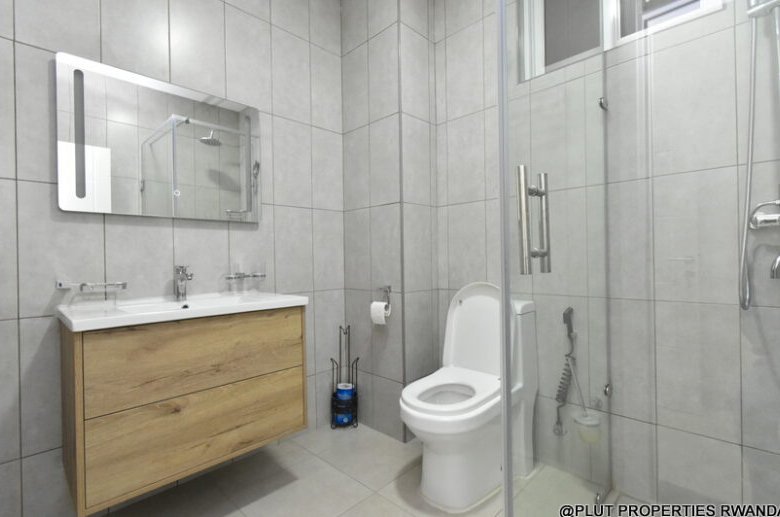 Nyarutarama penthouse for sale