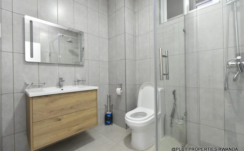 Nyarutarama-penthouse-for-sale-plut-properties-3-836×517 Nyarutarama penthouse for sale