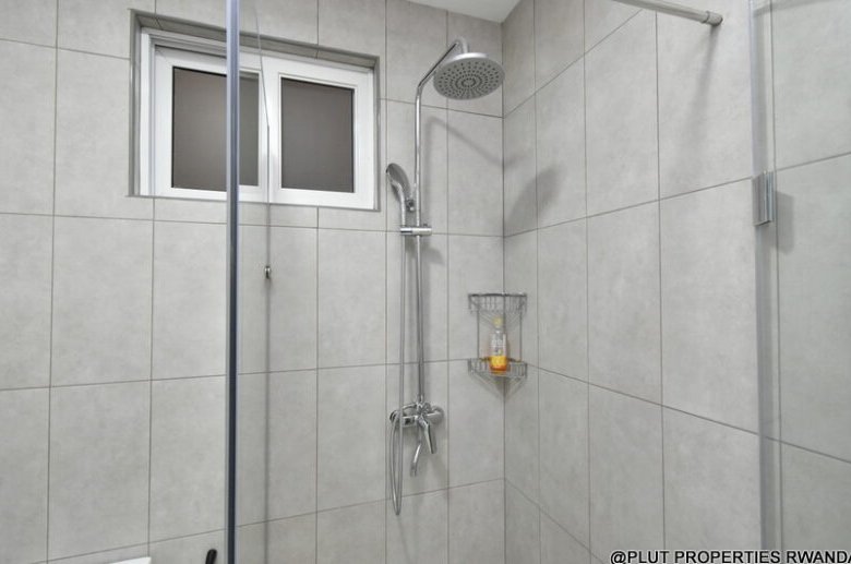 Nyarutarama penthouse for sale