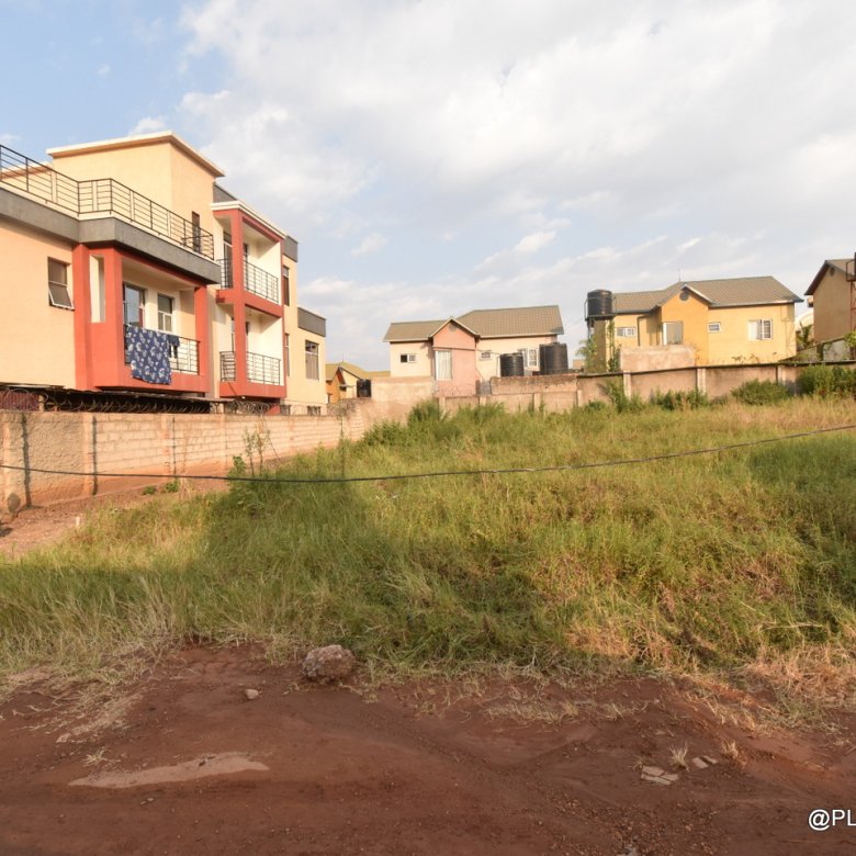 Nyarutarama plot for sale