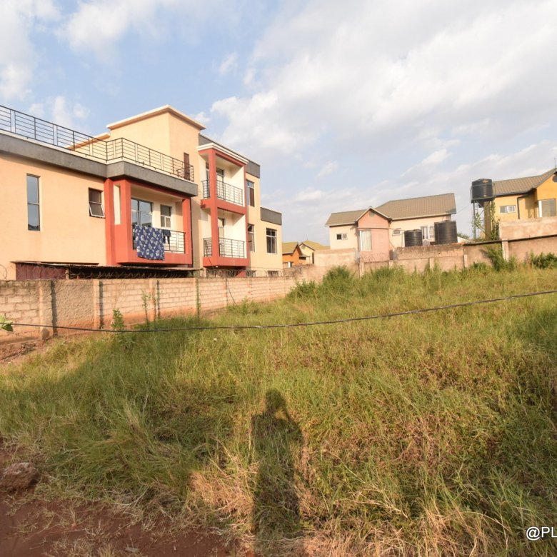 Nyarutarama plot for sale