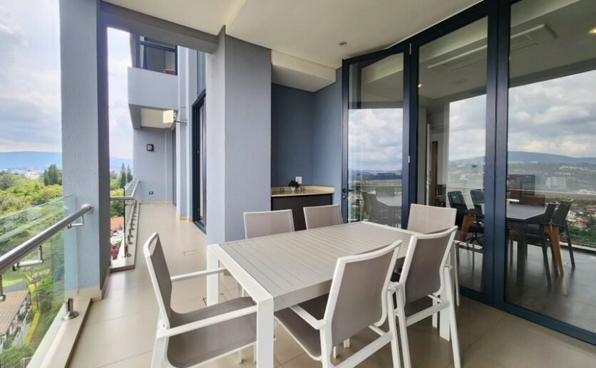 Penthouse-for-rent-in-Kigali-plut-properties-14-836×517 Stunning Modern Penthouse for Rent