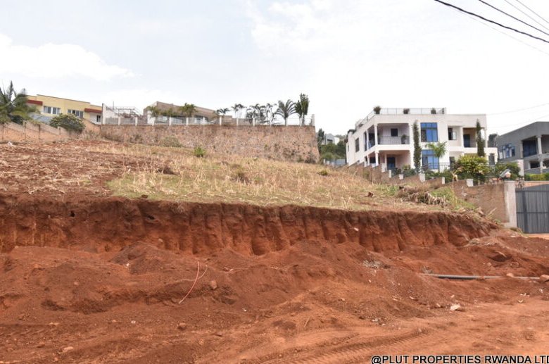 Big plot for Sale in Rebero Kigali
