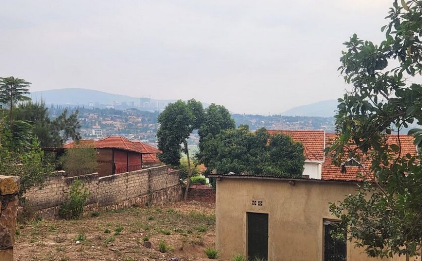 Plot for Sale in Nyarutarama