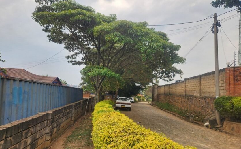 Plot for Sale in Nyarutarama