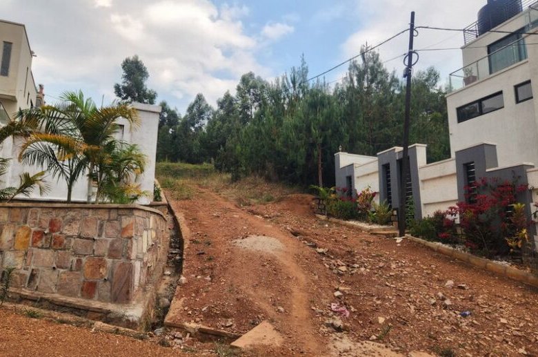 Plot for Sale in Nyarutarama