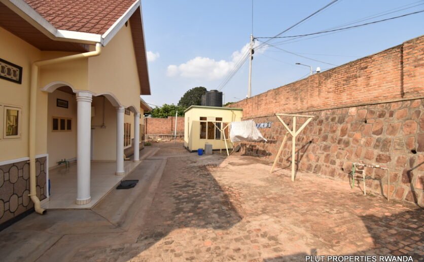 Remera-house-for-rent-plut-properties-12-836×517 Remera house for rent