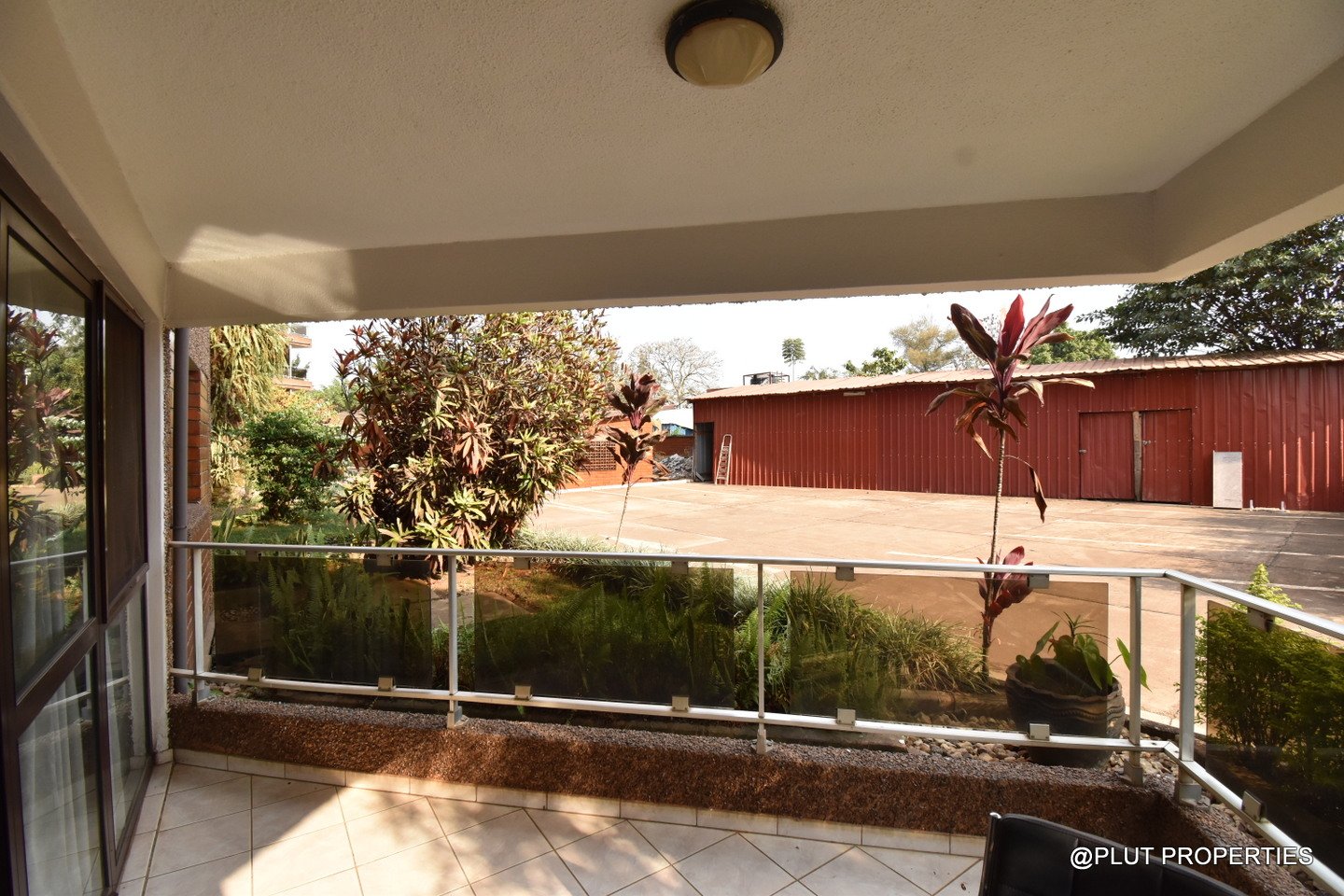 Rent 3 bedrooms in Kacyiru plut properties (12) Rent 3 bedroom in Kacyiru