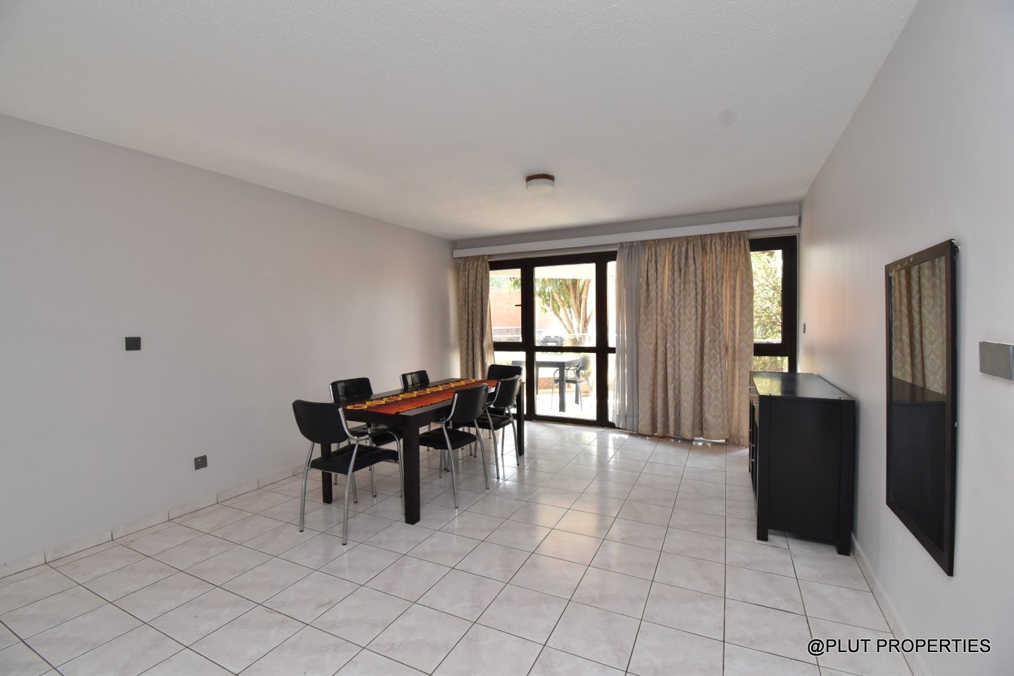Rent 3 bedrooms in Kacyiru plut properties (3) Rent 3 bedroom in Kacyiru